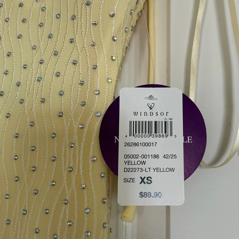 Windsor Pale Yellow Beaded Strap Prom Dresd - Picture 4 of 5